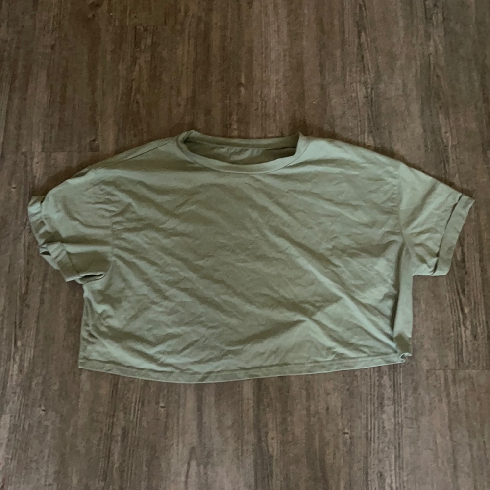 SHEIN Plus Drop Shoulder Solid Crop Tee